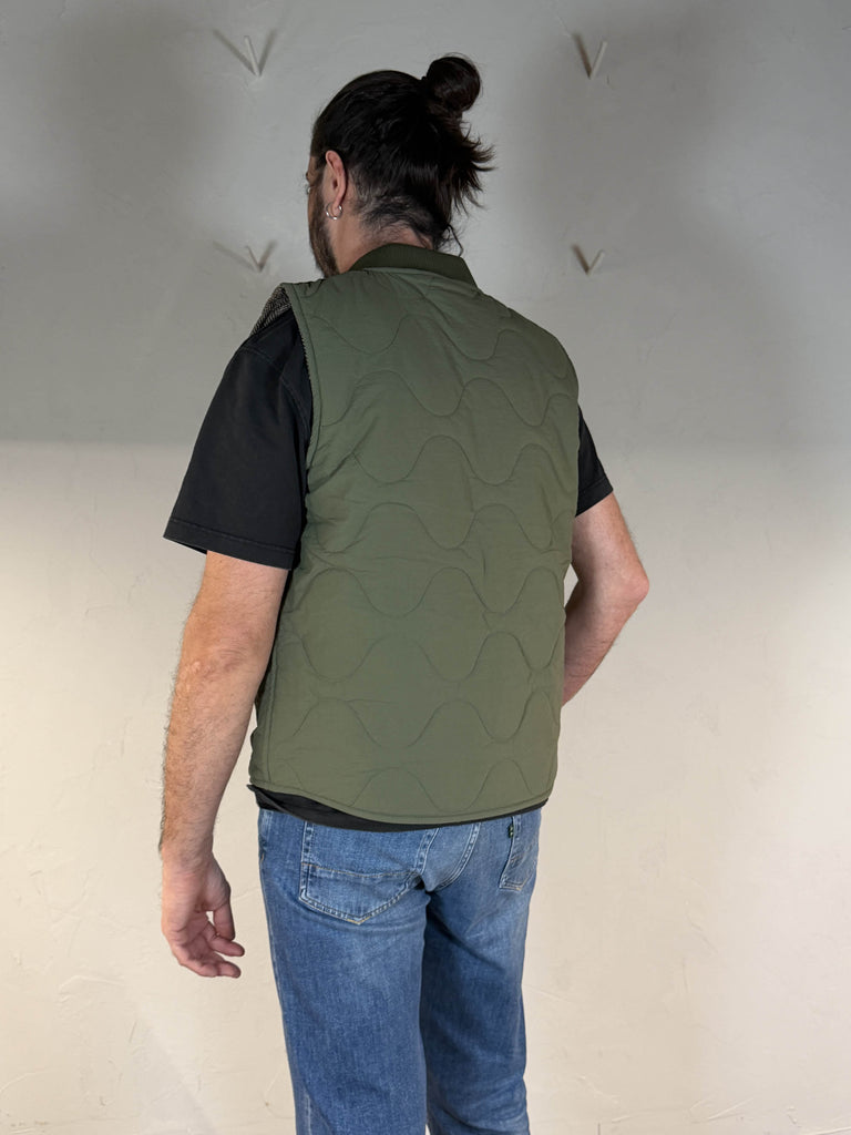 Chesapeakes smanicato onion liner vest