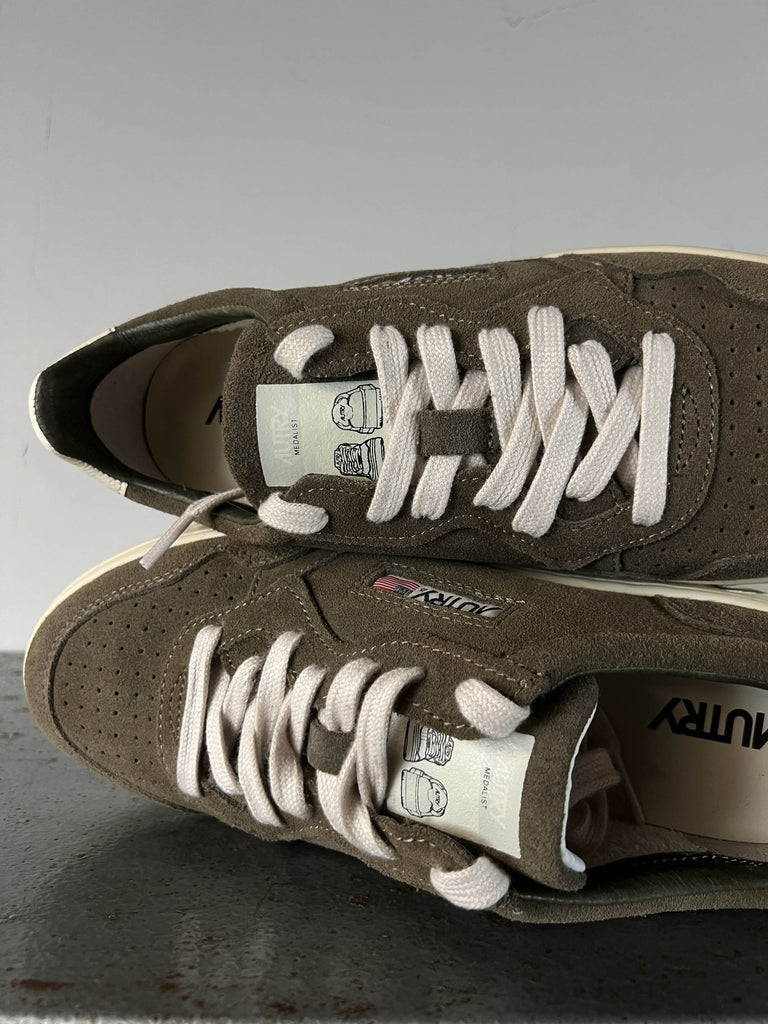 Autry Sneakers Uomo AULM UH04 muschio
