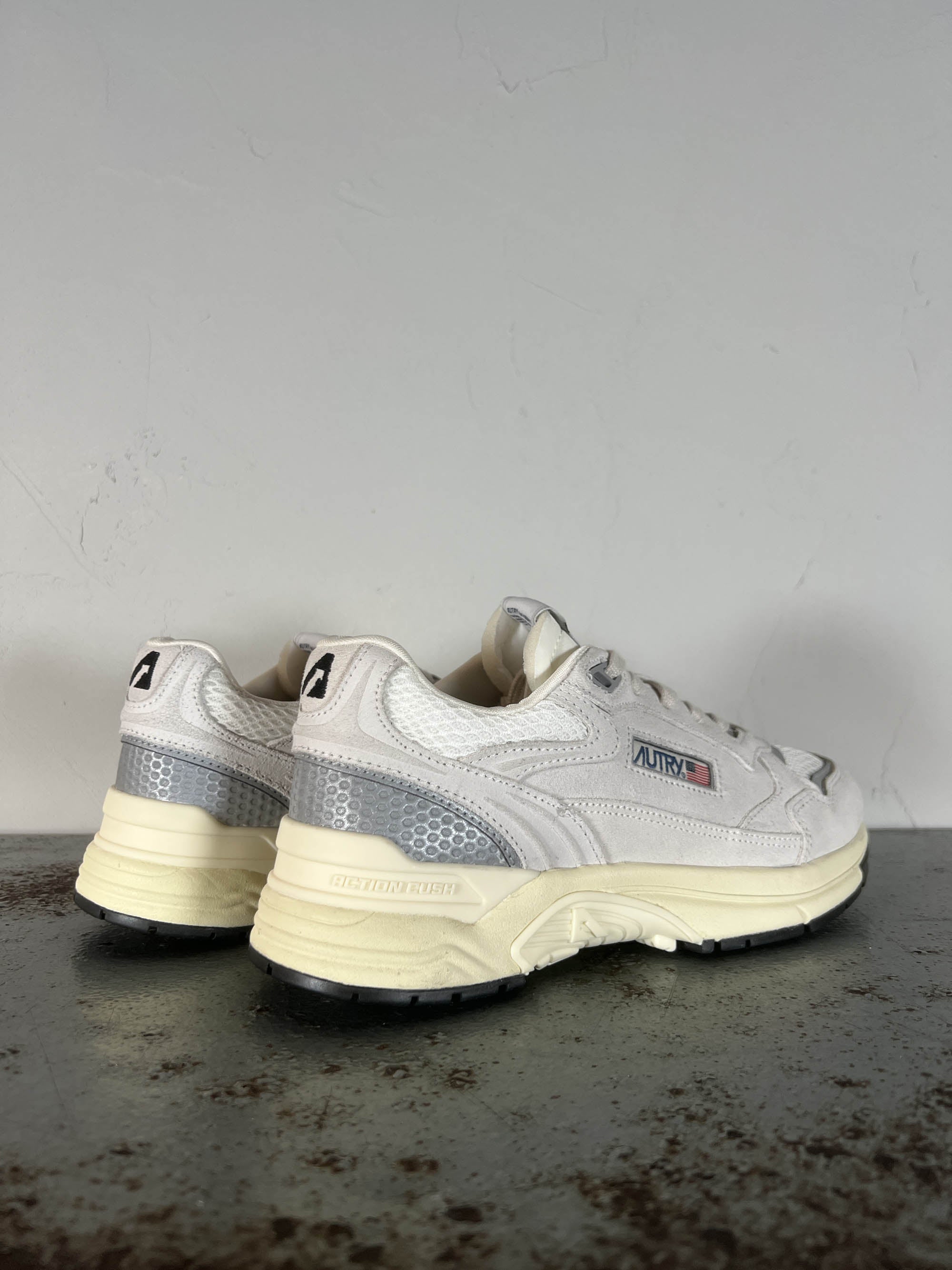 Autry Sneakers Hyperway Uomo e donna HYLM UM10 white