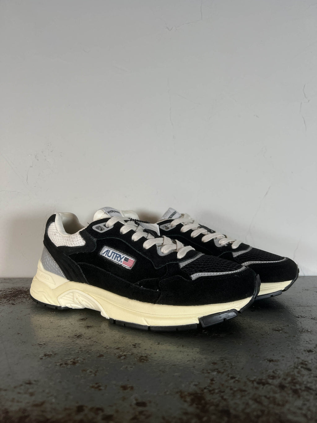 Autry Sneakers Hyperway Uomo HYLM UM07 black