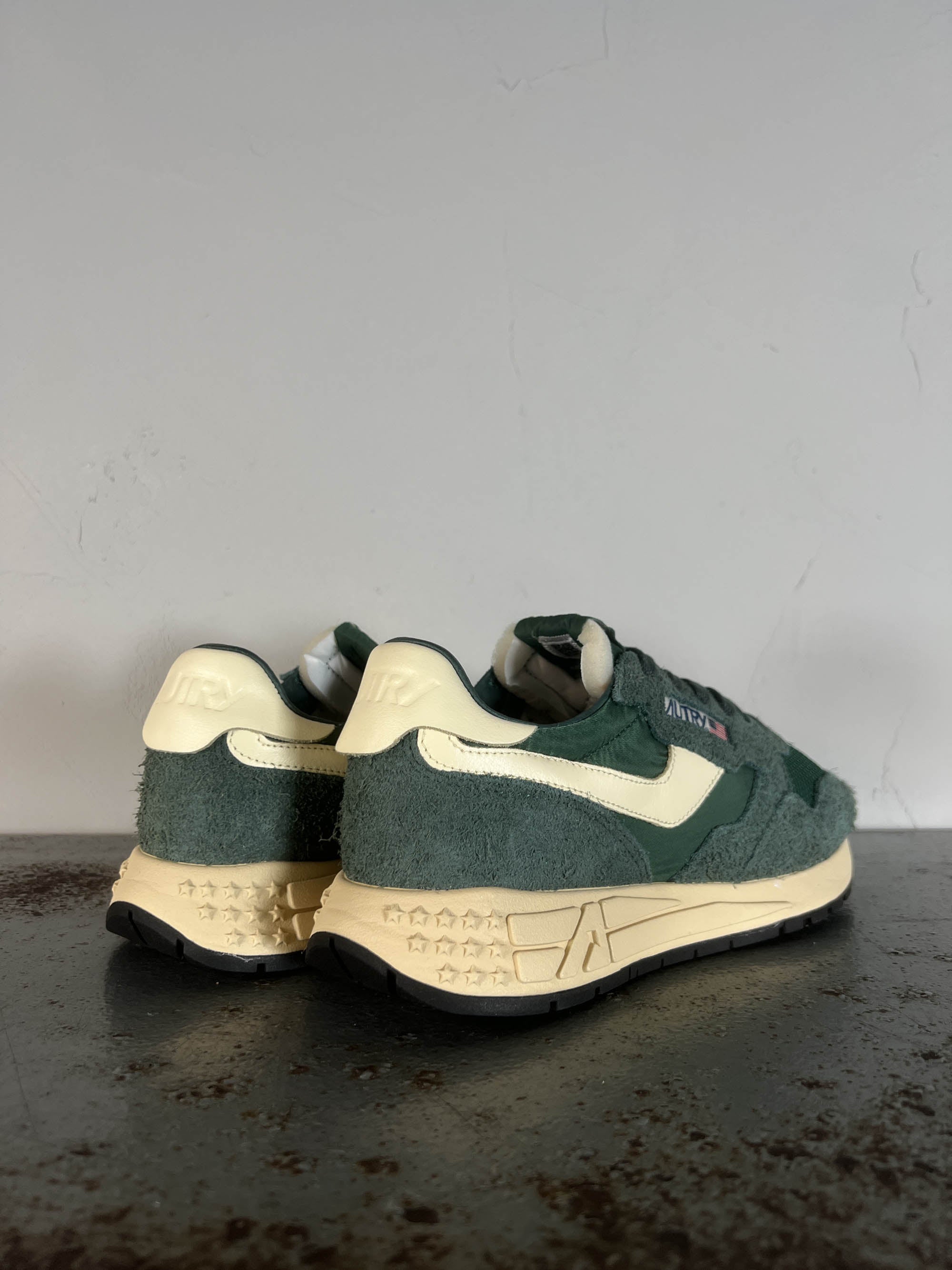 Autry Sneakers Uomo Reelwind WWLM UT19 green bottle