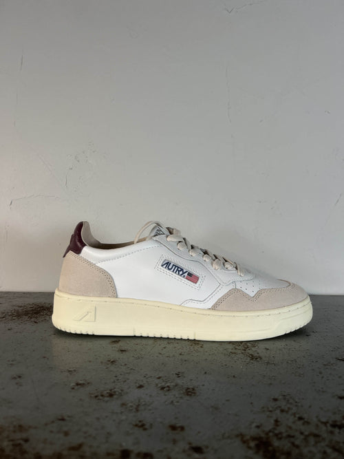 Autry Sneakers AULW/M LS03 suede burgundy