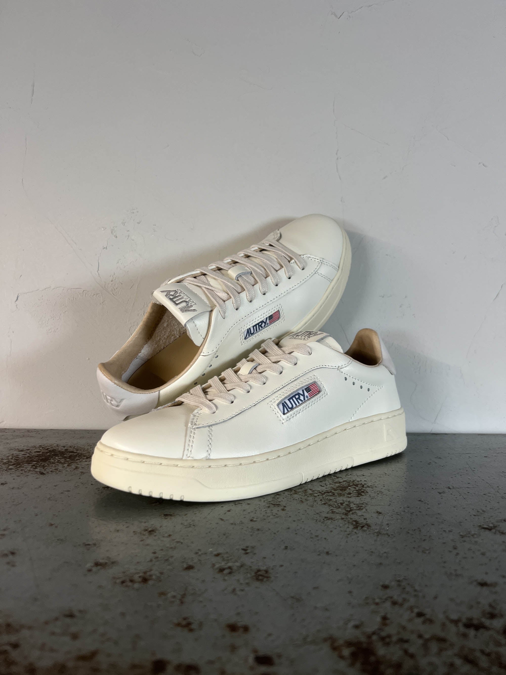 Autry Sneakers Dallas Uomo ADLM MR01 white marsh