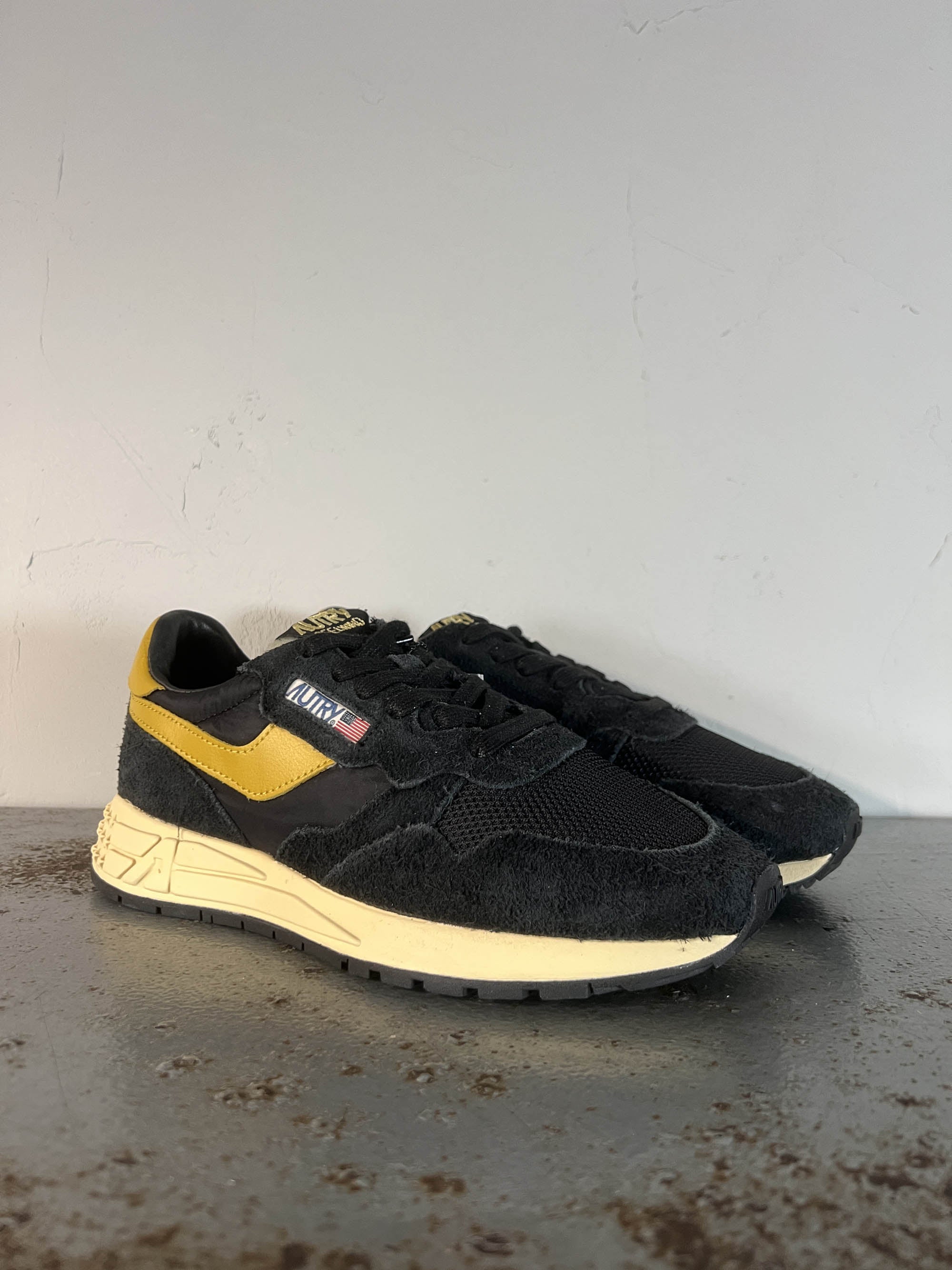 Autry Sneakers Uomo Reelwind WWLM UT21 black mustard