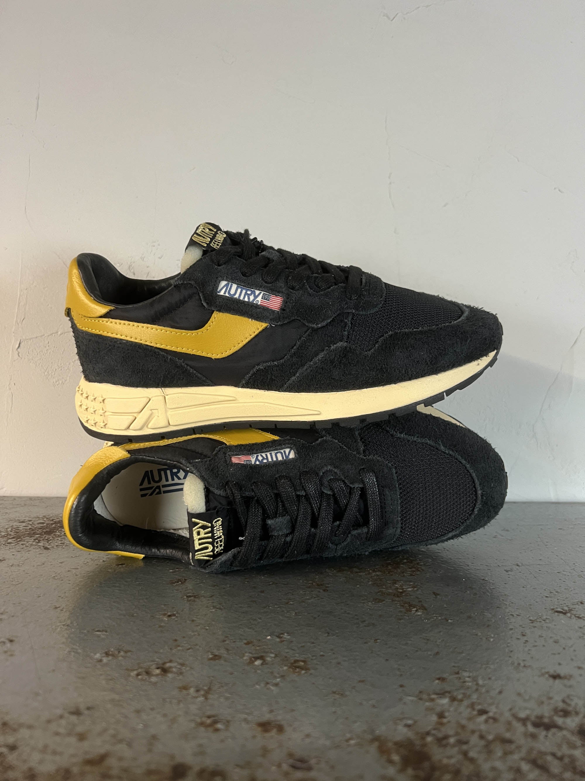 Autry Sneakers Uomo Reelwind WWLM UT21 black mustard