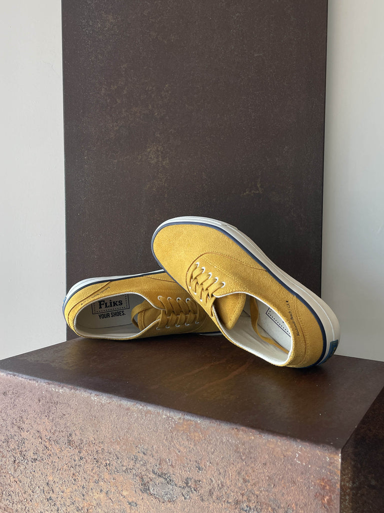 Mr.Fliks Redondo Canvas suede Banana