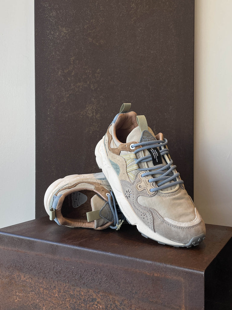 Flower Mountain Yamano 3 Man 1D53  taupe beige