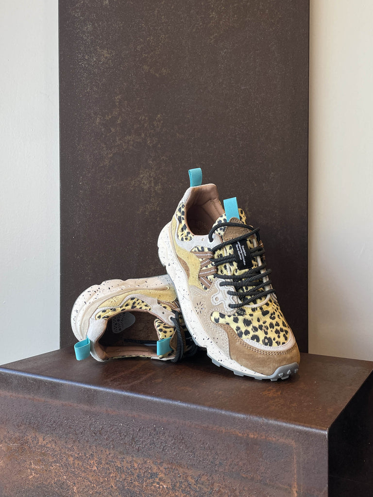 Flower Mountain Yamano 3 donna 4D11
