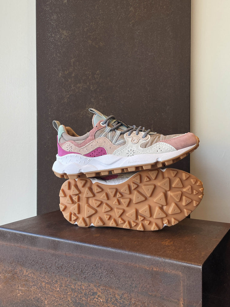 Flower Mountain Yamano 3 donna 1M29