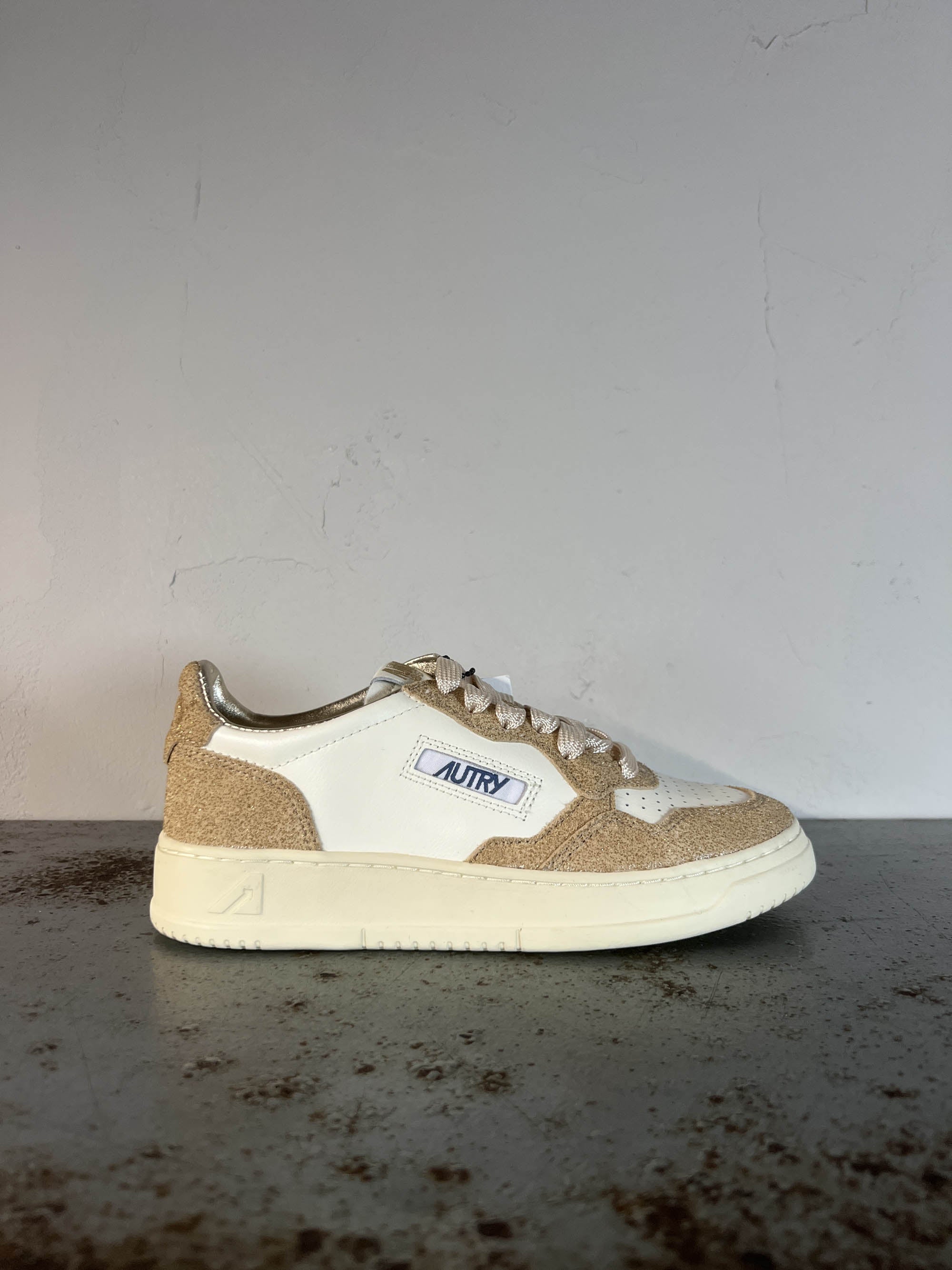 Autry Sneakers Donna AULW TA03 oro