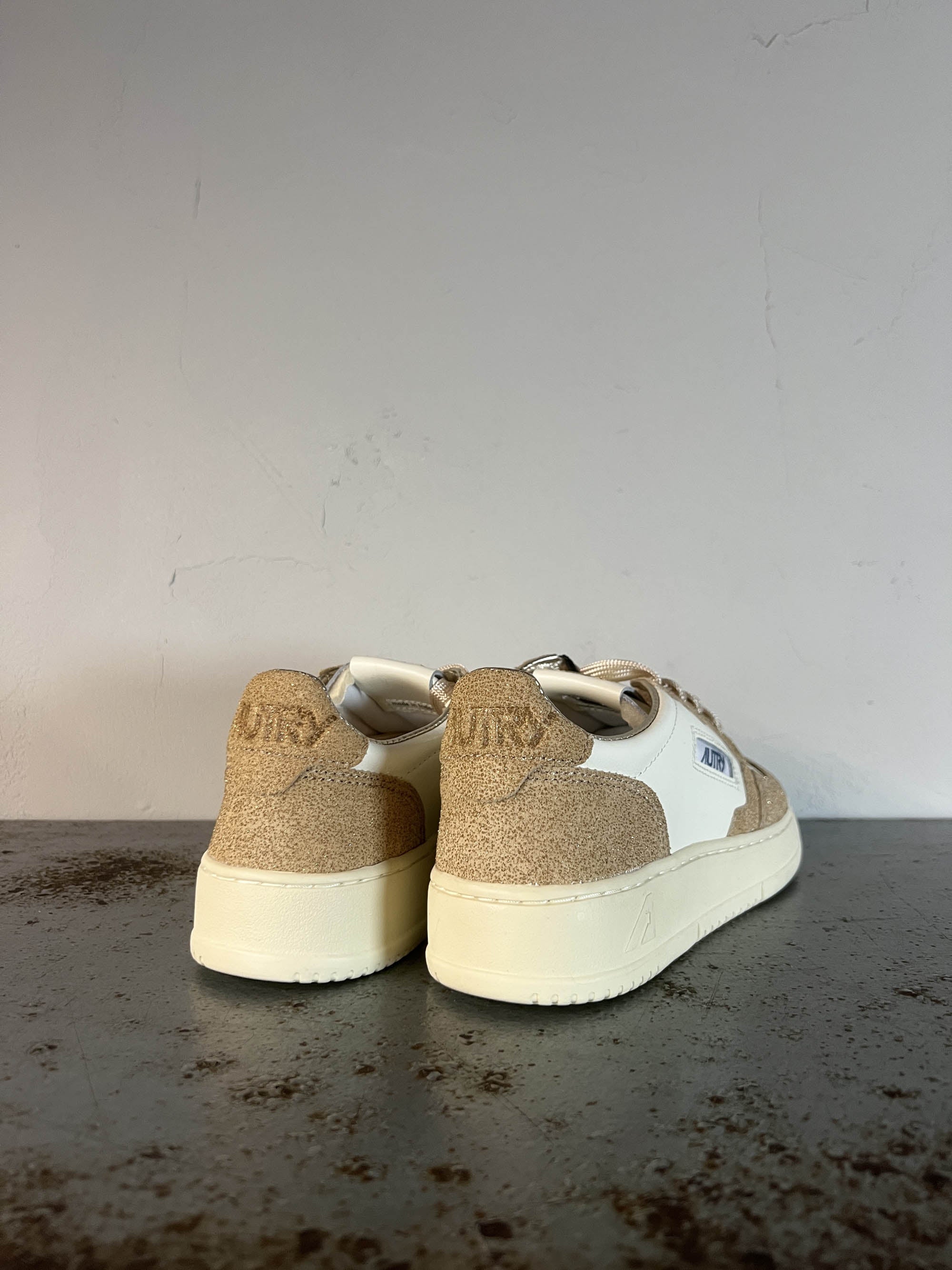 Autry Sneakers Donna AULW TA03 oro