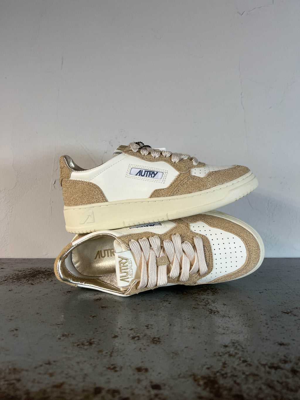 Autry Sneakers Donna AULW TA03 oro