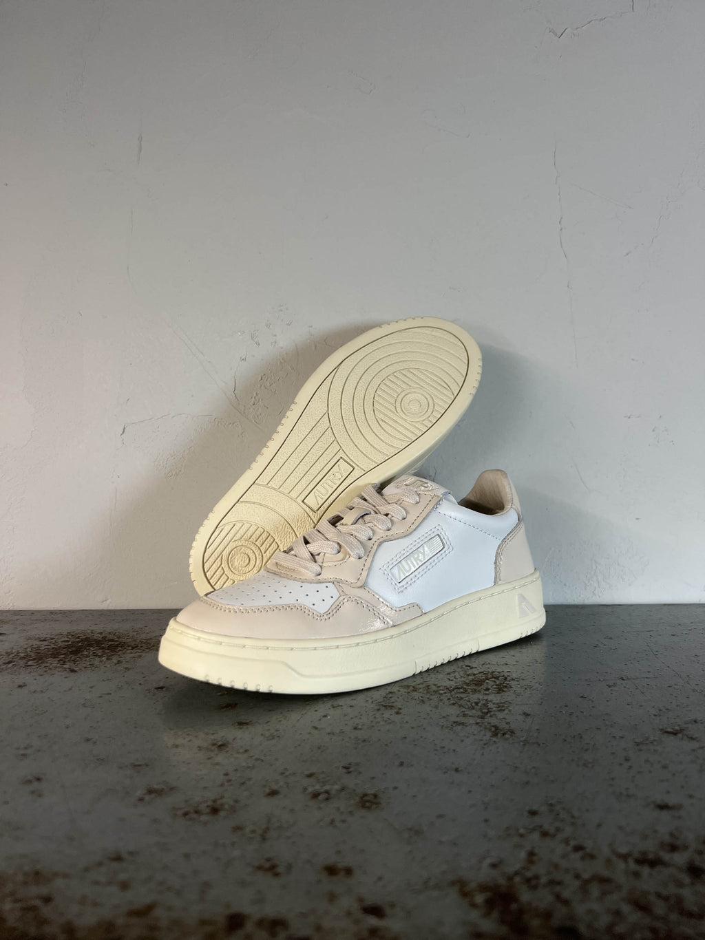 Autry Sneakers Donna Aulw RT03