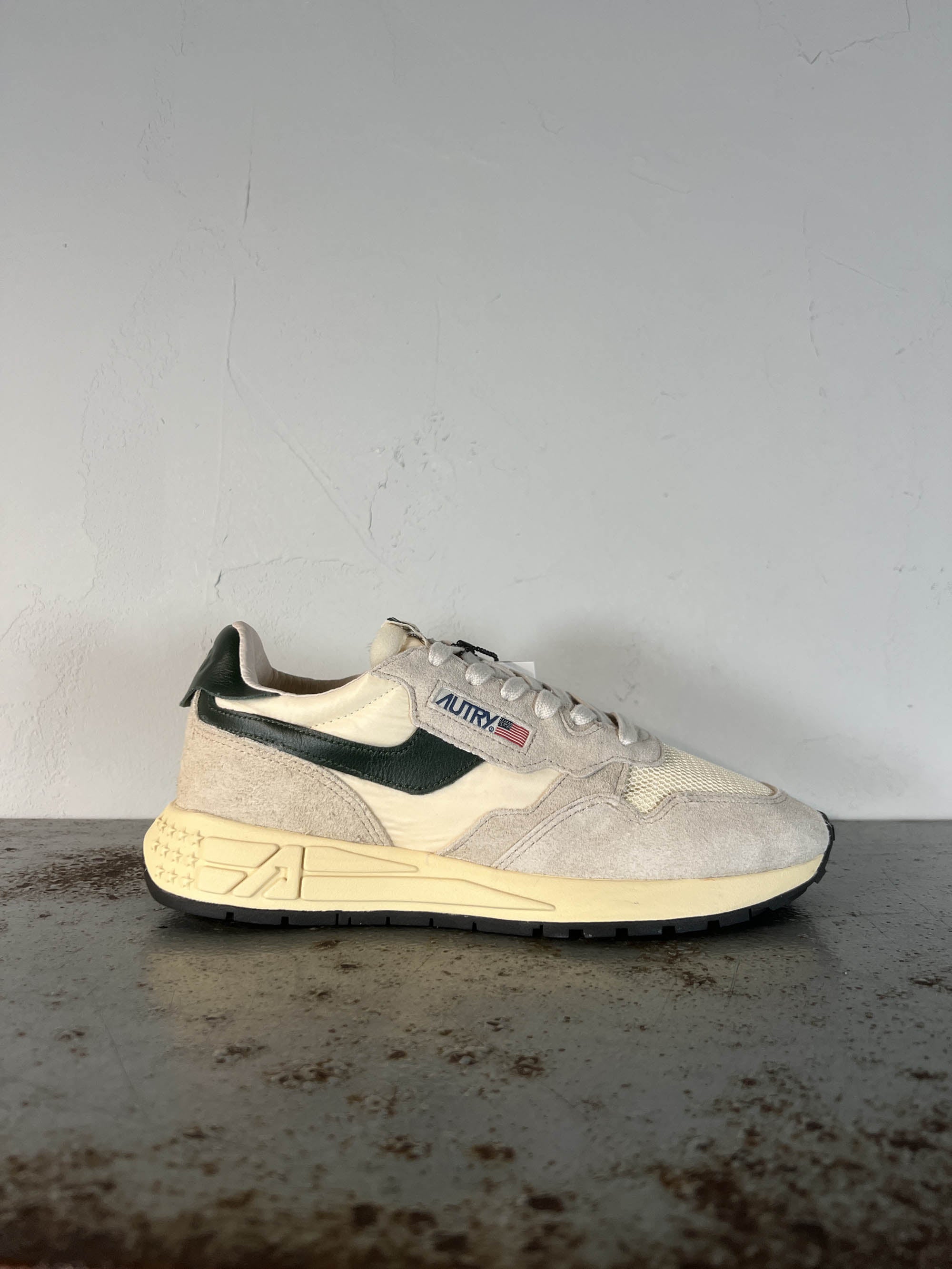 Autry Sneakers Uomo Reelwind WWLM UT26 ecru mount