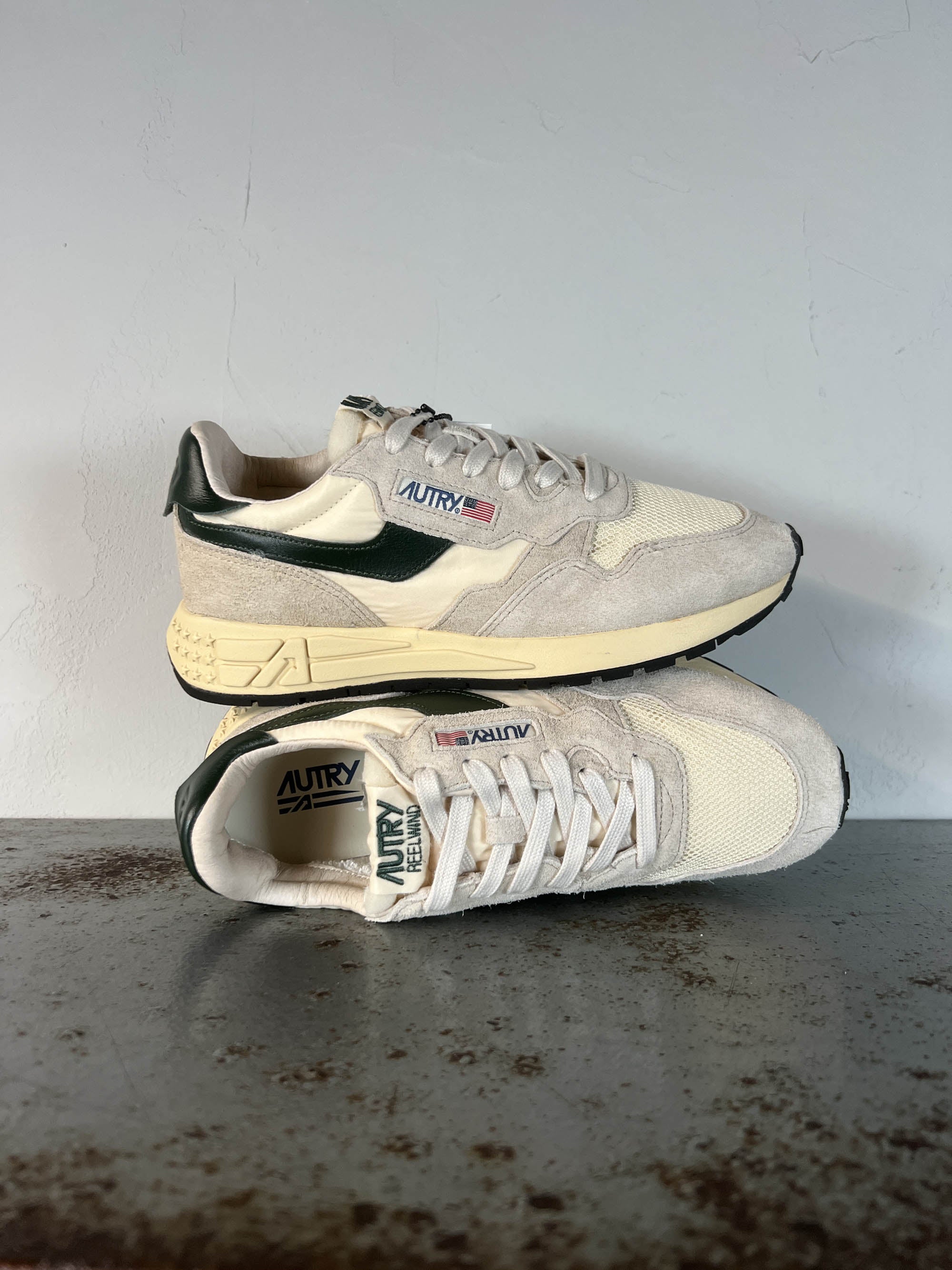 Autry Sneakers Uomo Reelwind WWLM UT26 ecru mount