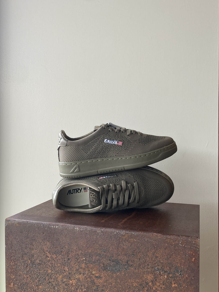 Autry Easeknit Man EKLM KN15 covert green flyknit