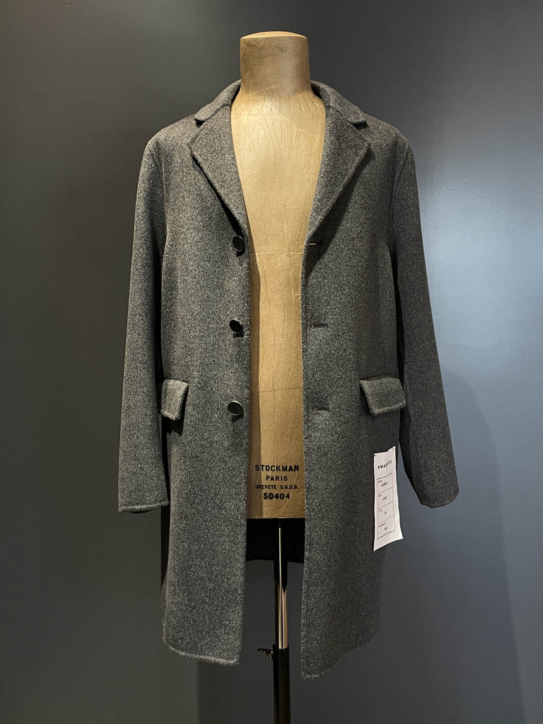 Amaranto cappotto tre bottoni in lana e cashmere grigio