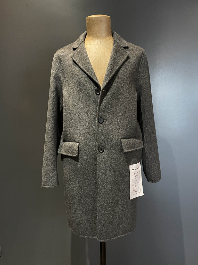 Amaranto cappotto tre bottoni in lana e cashmere grigio