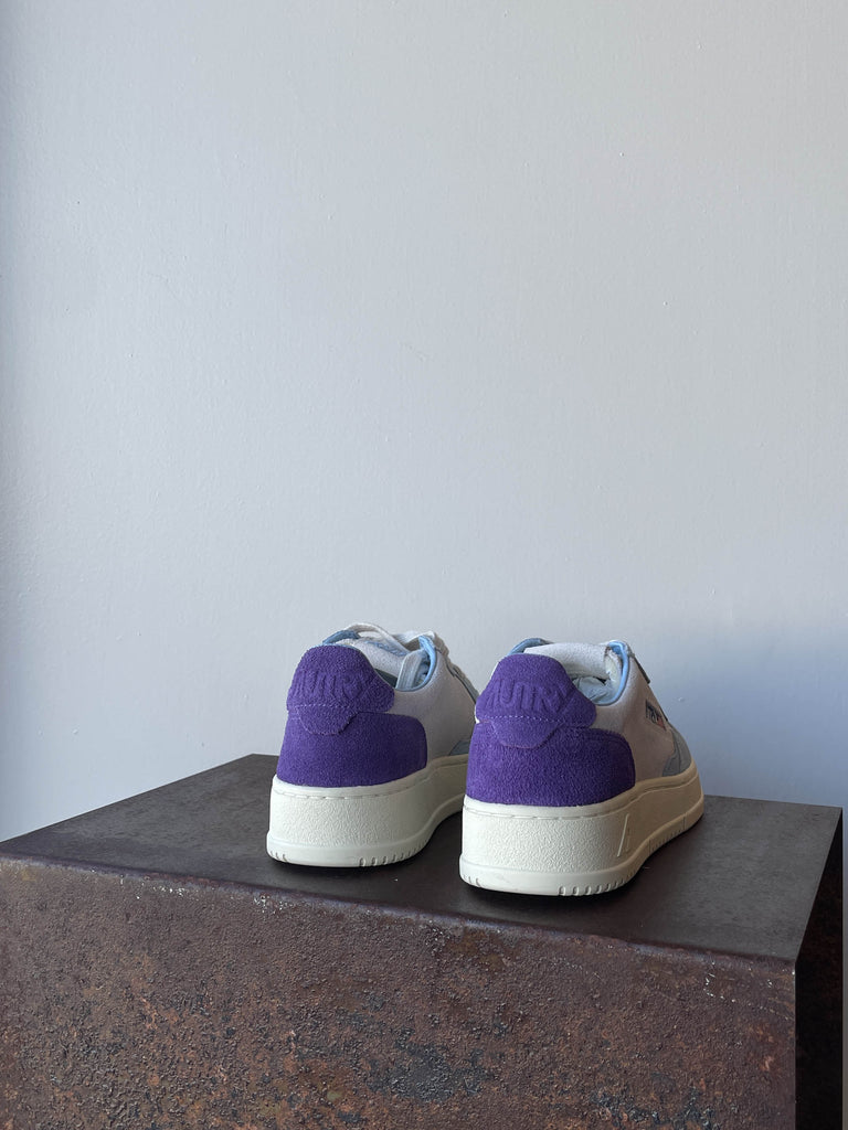 Autry Medalist Low Woman AULW TS02 suede grigio viola celeste