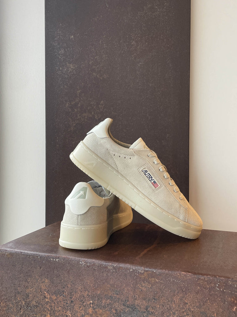 Autry Dallas Man ADLM UE10 suede papyrus