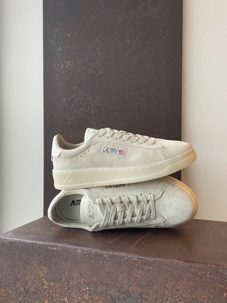 Autry Dallas Man ADLM UE10 suede papyrus