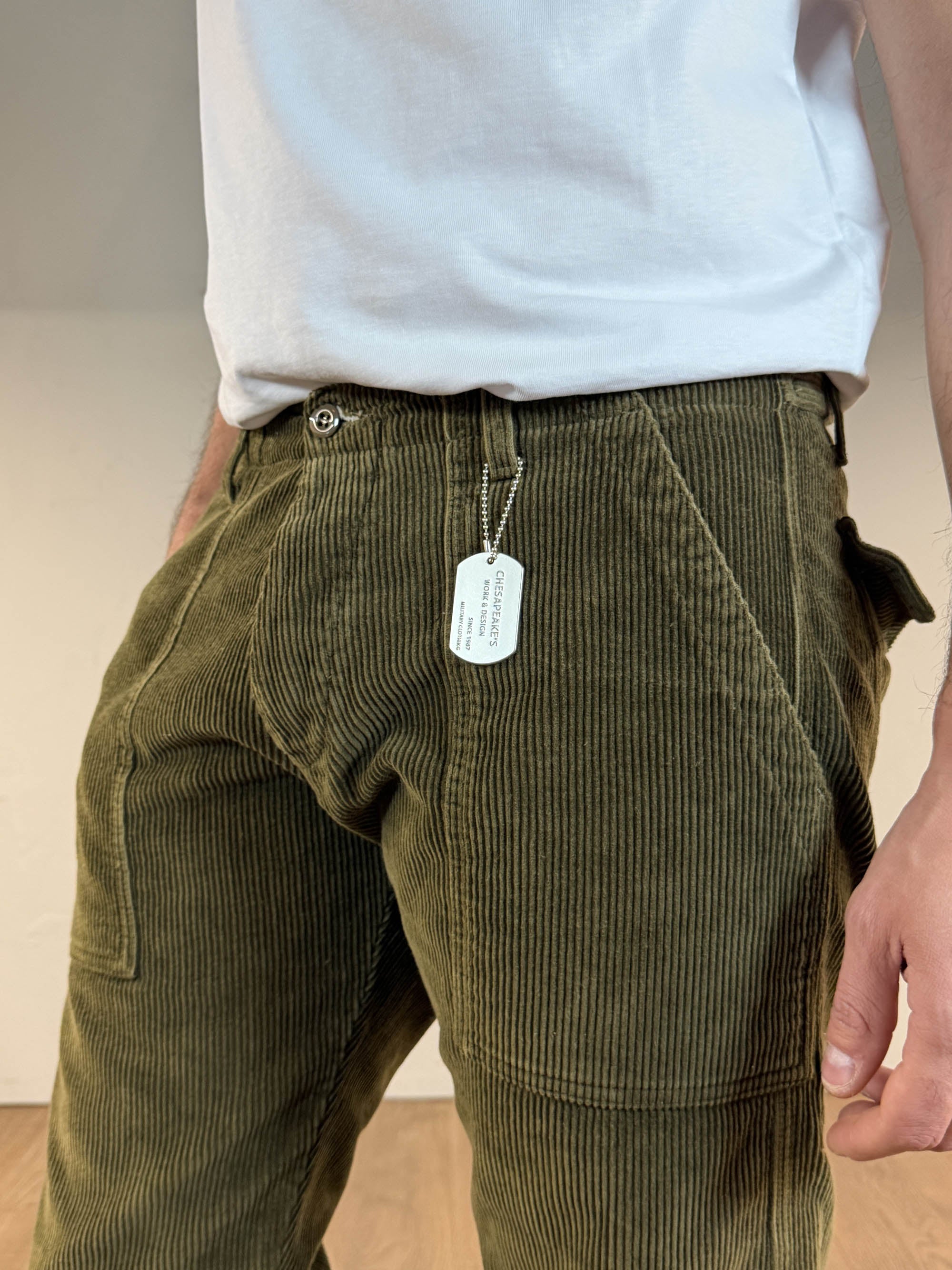 Pantalone fatigue corduroy velluto army green