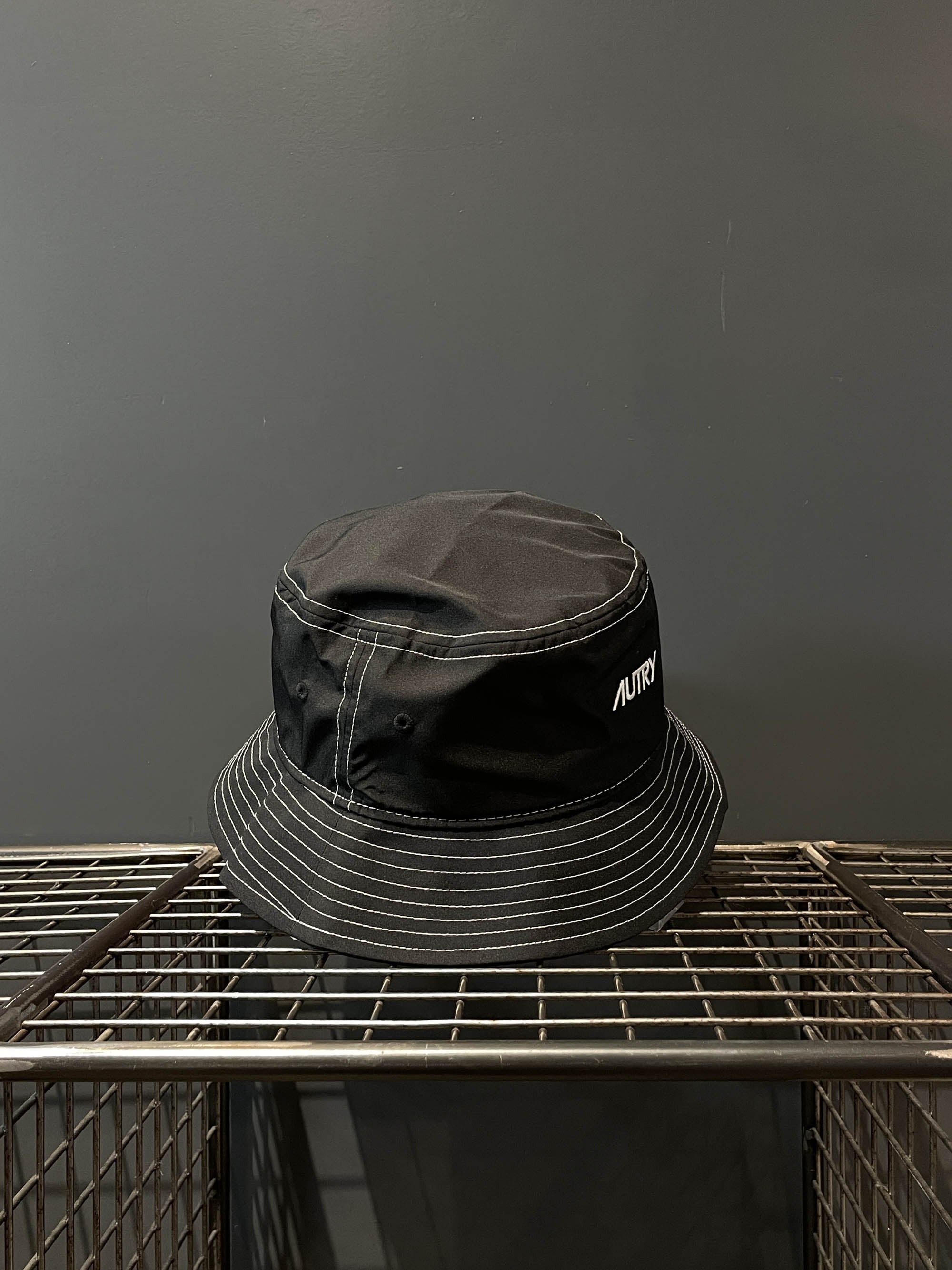 Autry cappello alla pescatora in nylon
