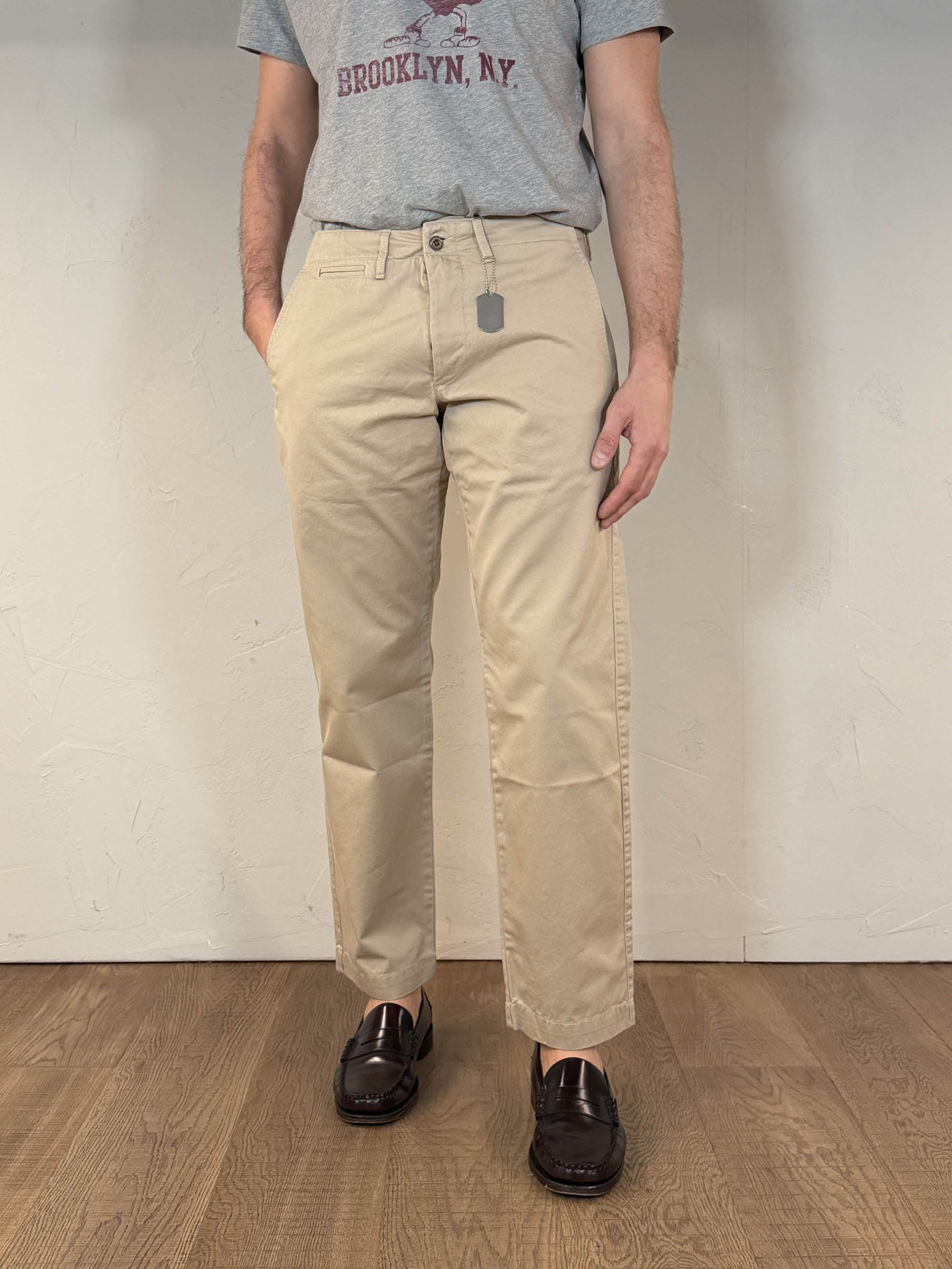 Chesapeake's Gabardine Officer Chino - Estivo