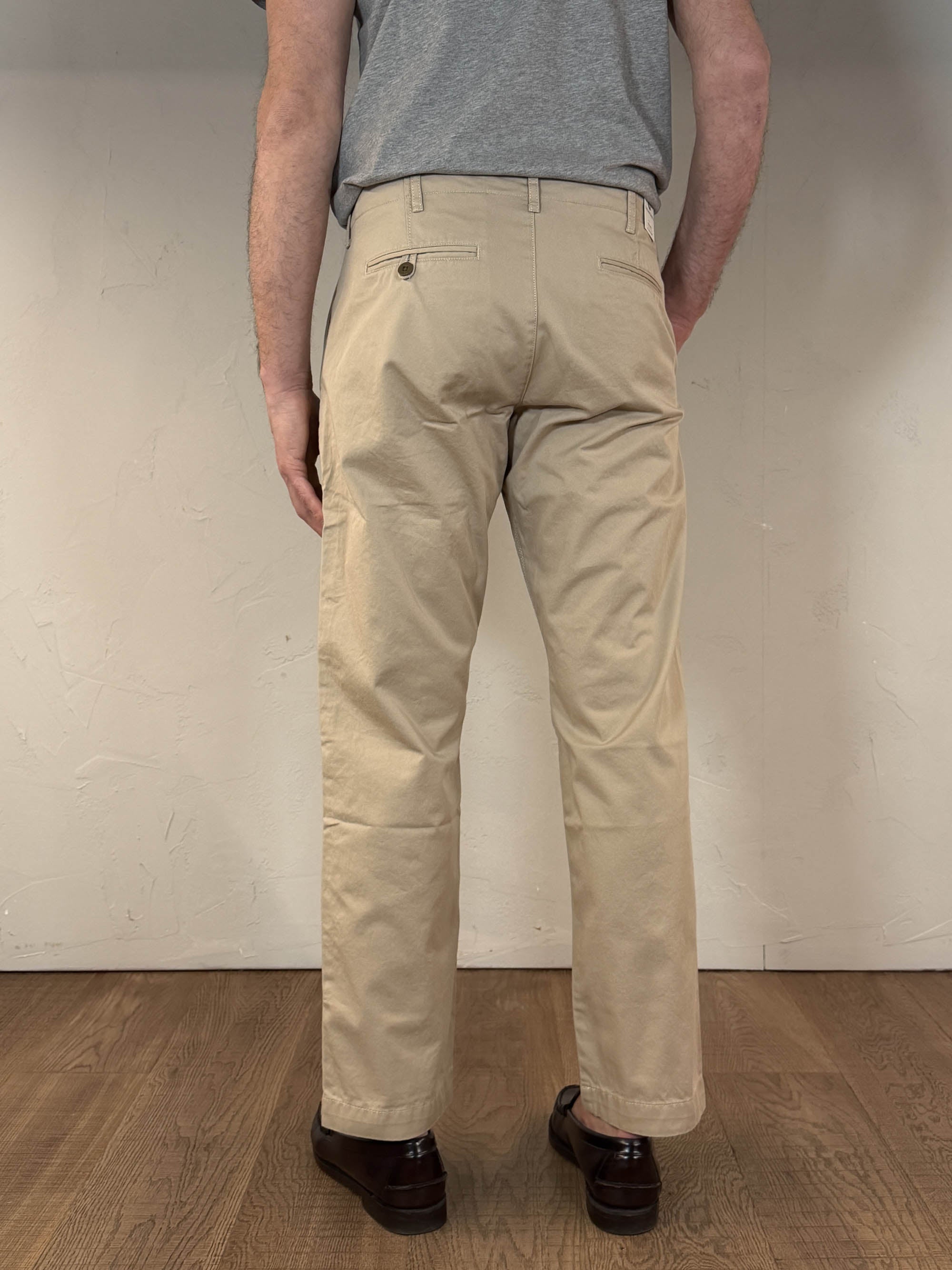 Chesapeake's Gabardine Officer Chino - Estivo