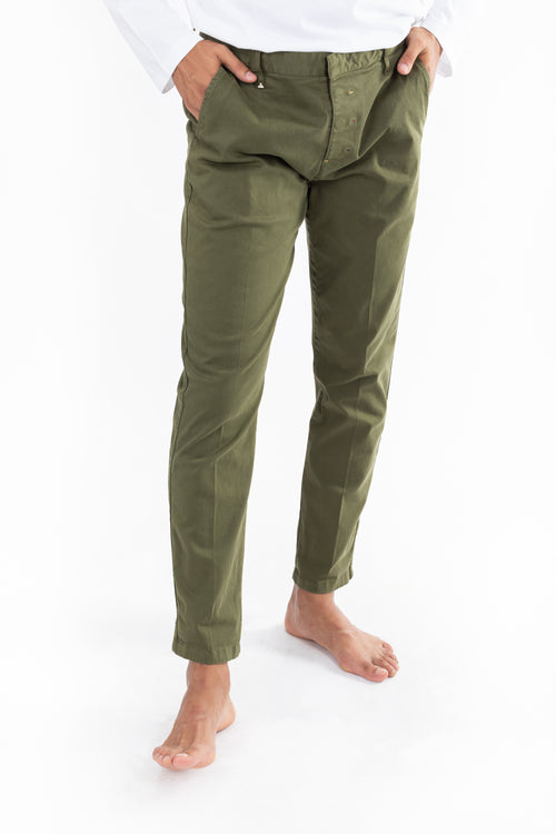 Pantalone chinos in cotone verde